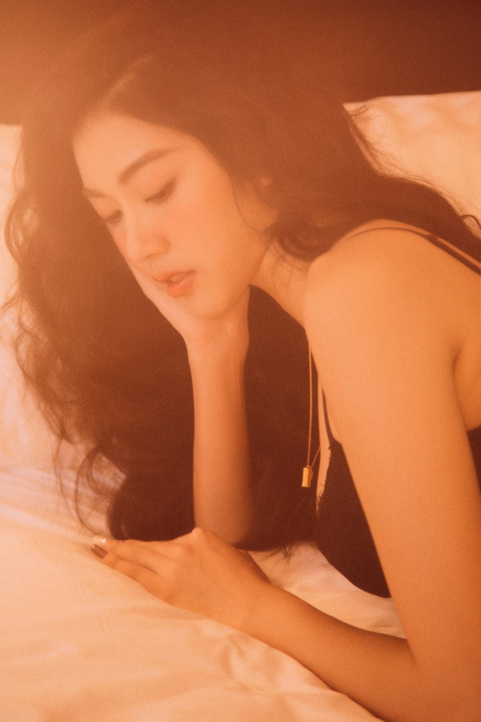 Sau 4 năm đăng quang, Á hậu Quốc tế Thuý Vân nóng bỏng đến ngỡ ngàng - 9 Sau 4 năm đăng quang, Á hậu Quốc tế Thuý Vân nóng bỏng đến ngỡ ngàng - 9