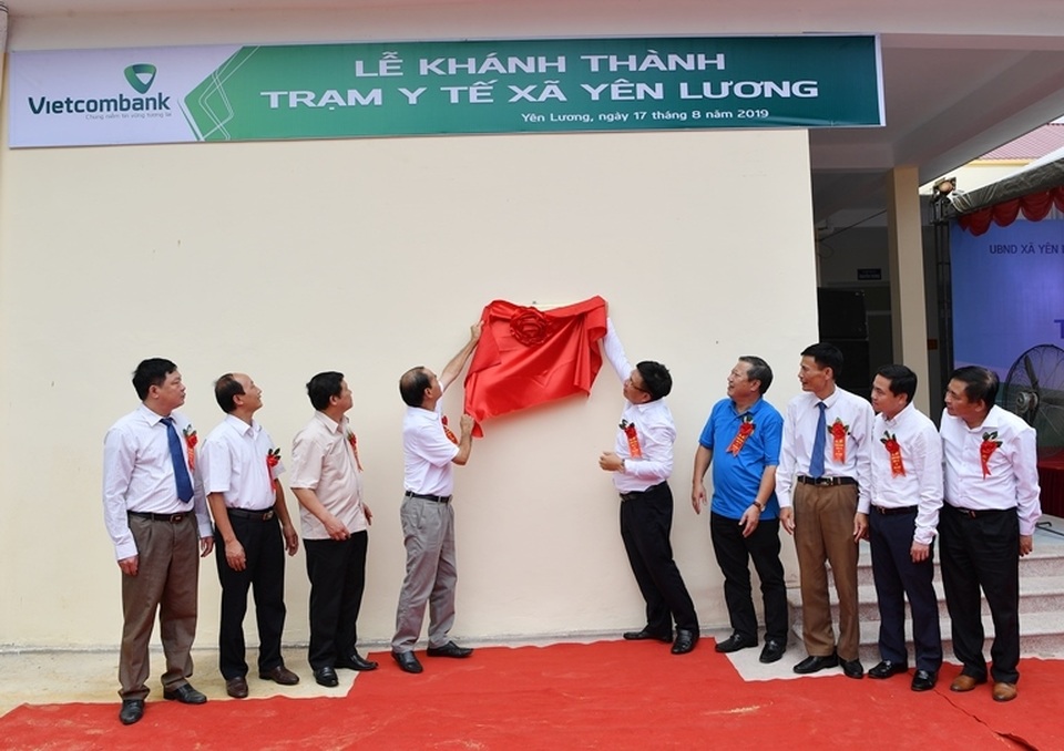 Khánh thành Trạm y tế xã Yên Lương tại tỉnh Phú Thọ do Vietcombank tài trợ 2 tỷ đồng - 2 Khánh thành Trạm y tế xã Yên Lương tại tỉnh Phú Thọ do Vietcombank tài trợ 2 tỷ đồng - 2