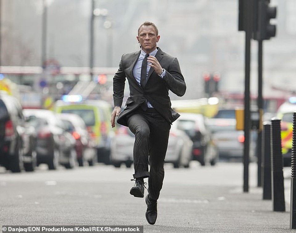 James Bond, “Không thời gian chết”, và những điều ít biết - 3 James Bond, “Không thời gian chết”, và những điều ít biết - 3