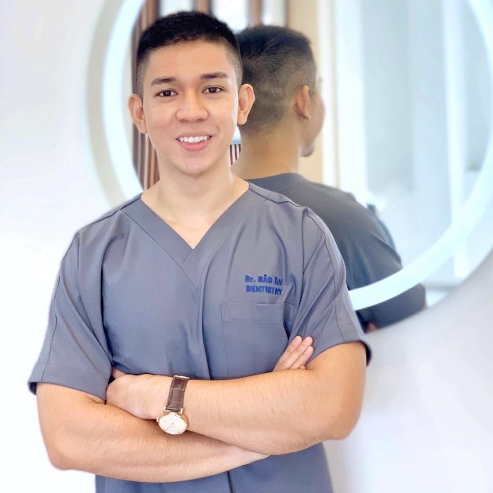 Bác sĩ tư vấn cách giảm ê buốt răng ngay tại nhà chỉ trong 1 phút - 1 Bác sĩ tư vấn cách giảm ê buốt răng ngay tại nhà chỉ trong 1 phút - 1