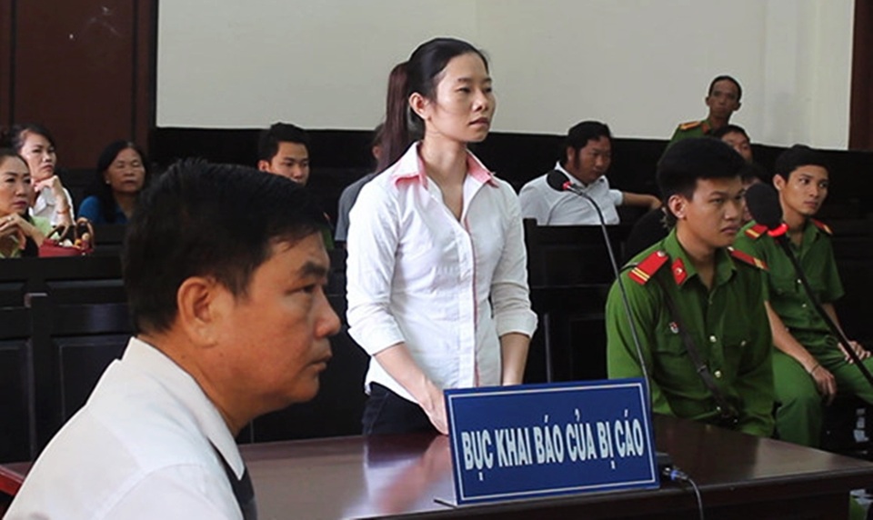 Điều tra lại vụ án mà bị cáo được 60 luật sư bào chữa miễn phí - 1 Điều tra lại vụ án mà bị cáo được 60 luật sư bào chữa miễn phí - 1