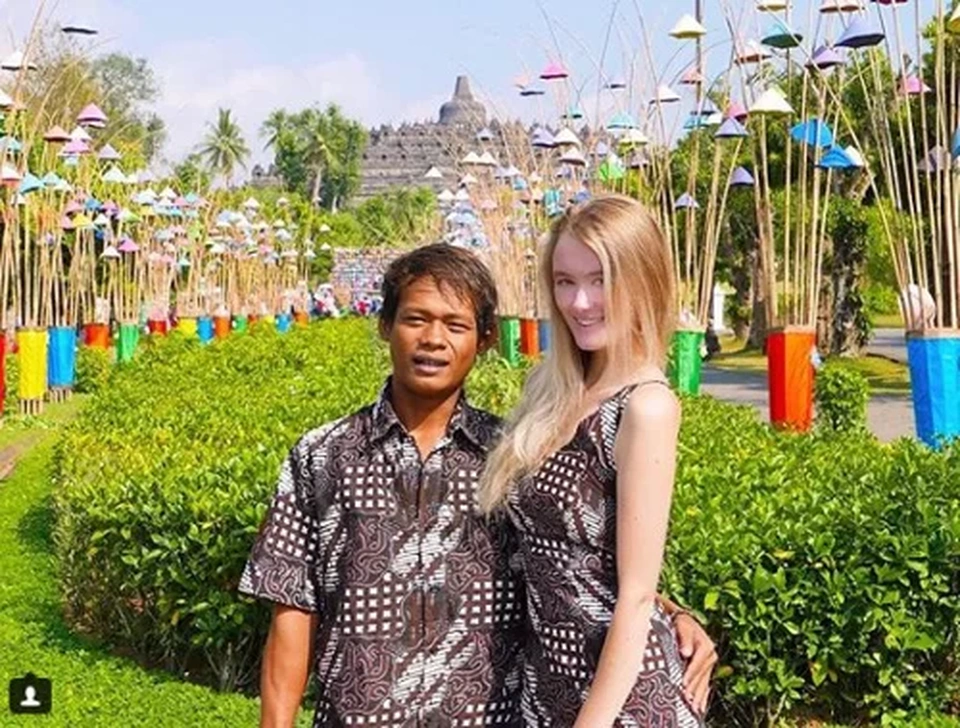 Cặp đôi đũa lệch gây “bão”một thời ở Indonesia trở lại với loạt khoảnh khắc ngọt ngào! - 5 Cặp đôi đũa lệch gây “bão”một thời ở Indonesia trở lại với loạt khoảnh khắc ngọt ngào! - 5