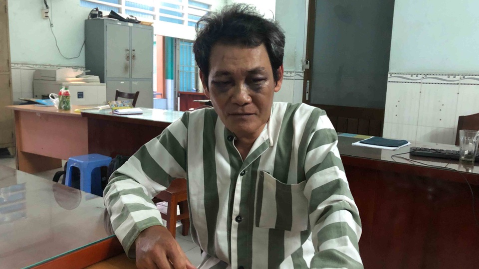 Bắt “yêu râu xanh” dâm ô bé gái 7 tuổi phục vụ xét xử, thi hành án - 1 Bắt “yêu râu xanh” dâm ô bé gái 7 tuổi phục vụ xét xử, thi hành án - 1