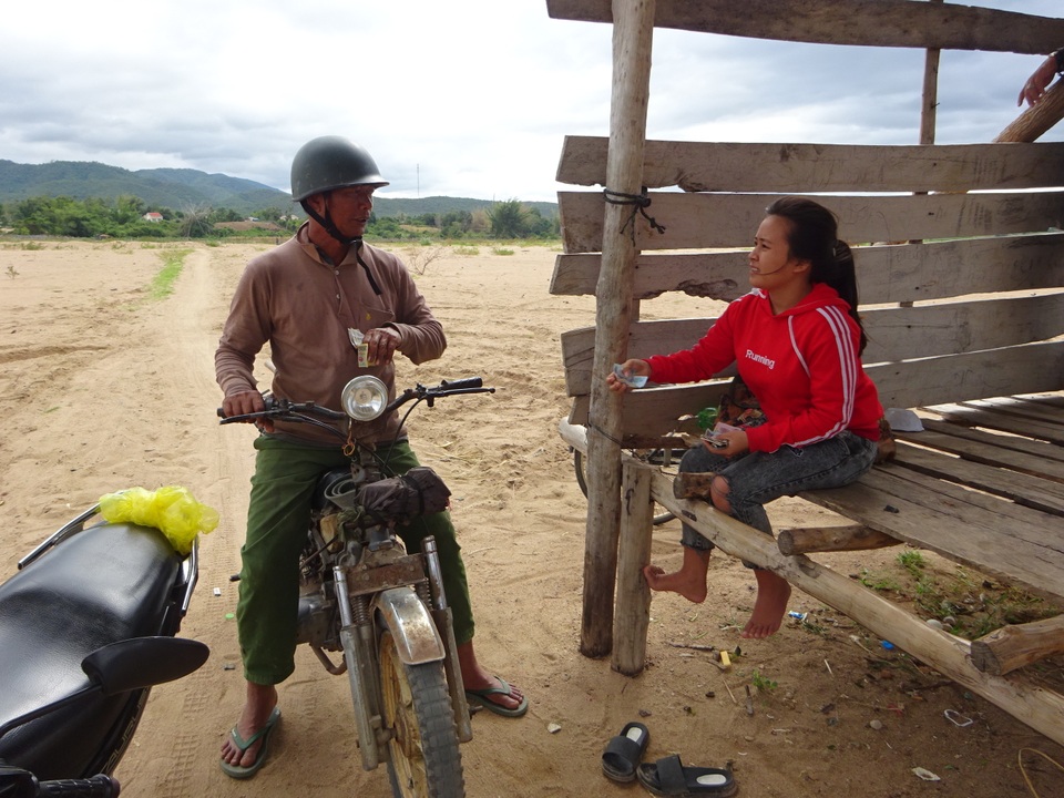 Người dân xã nghèo mong mỏi có cây cầu giữa đại ngàn Tây Nguyên! - 3 Người dân xã nghèo mong mỏi có cây cầu giữa đại ngàn Tây Nguyên! - 3