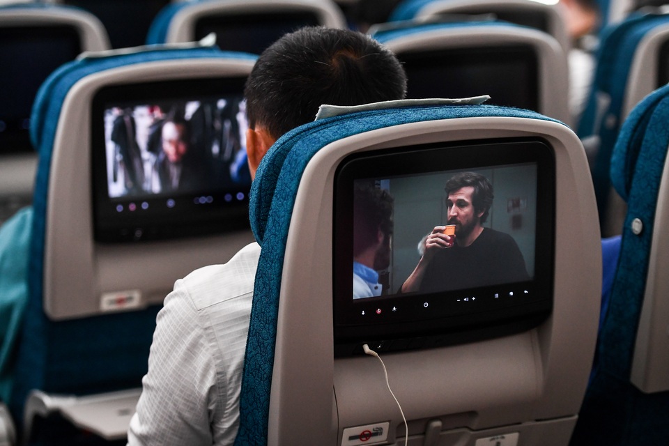 Hành khách ngỡ ngàng khi được trải nghiệm máy bay Boeing lớn nhất thế giới vừa về Việt Nam - 4 Hành khách ngỡ ngàng khi được trải nghiệm máy bay Boeing lớn nhất thế giới vừa về Việt Nam - 4