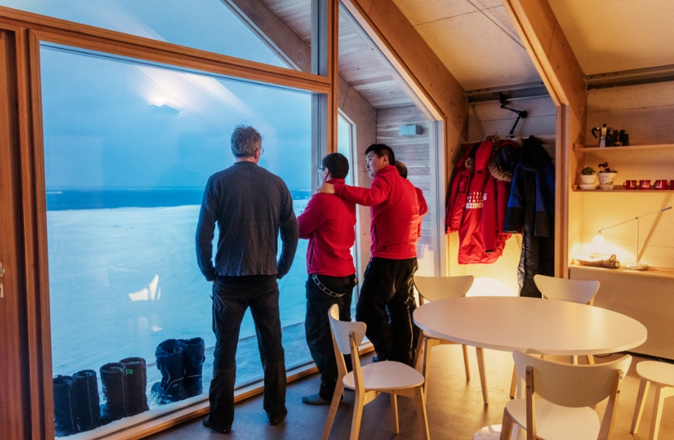 Câu chuyện về thử thách khắc nghiệt ở Greenland - 2 Câu chuyện về thử thách khắc nghiệt ở Greenland - 2