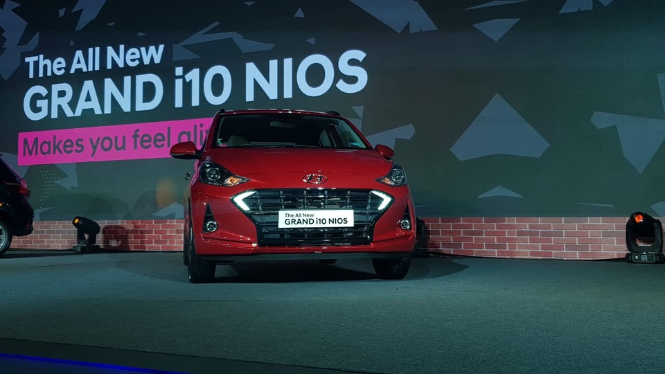 Hyundai Grand i10 Nios ra mắt với giá chỉ từ hơn 160 triệu đồng - 6 Hyundai Grand i10 Nios ra mắt với giá chỉ từ hơn 160 triệu đồng - 6