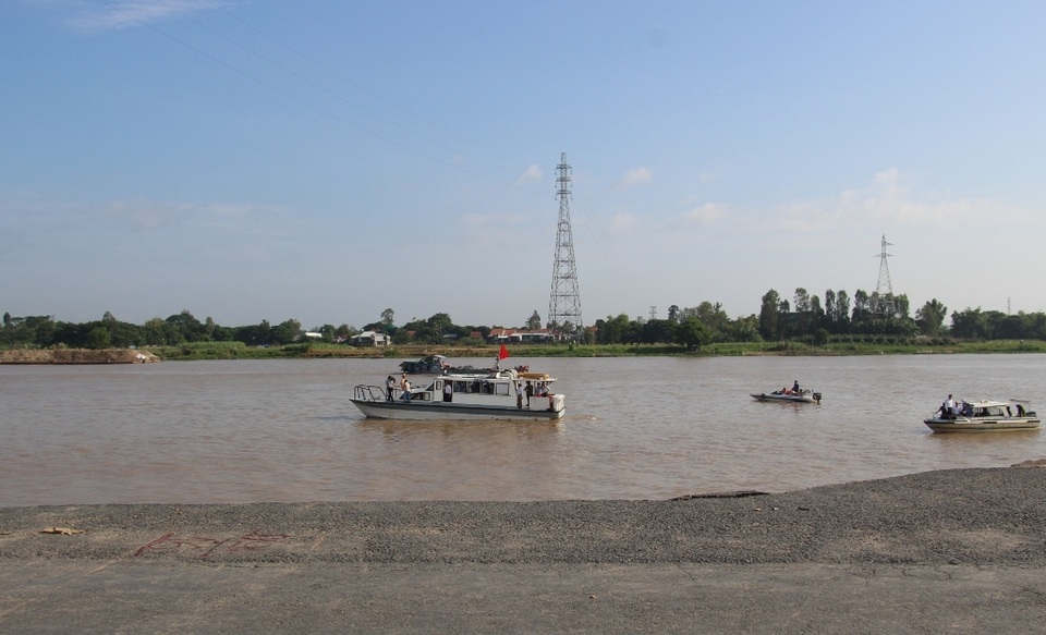 Phó Thủ tướng Trương Hòa Bình thị sát “điểm nóng” sạt lở quốc lộ 91 - 1 Phó Thủ tướng Trương Hòa Bình thị sát “điểm nóng” sạt lở quốc lộ 91 - 1