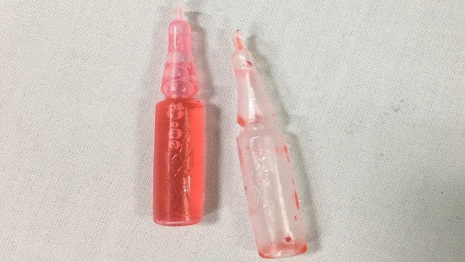 Hoảng hồn phát hiện 2 con ruột bất tỉnh vì nhầm thuốc diệt chuột là kẹo - 1