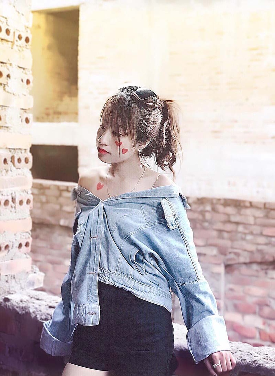 Tự khúc tháng 8: Chuyến tàu lỡ bến, người thương lạc đường - 1 Tự khúc tháng 8: Chuyến tàu lỡ bến, người thương lạc đường - 1