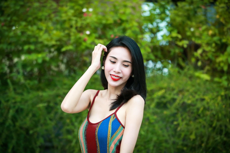 Thủy Tiên thấm thía “kiếp đẻ thuê”, Mạc Anh Thư “cay cú” con gái chỉ viết về ba - 1 Thủy Tiên thấm thía “kiếp đẻ thuê”, Mạc Anh Thư “cay cú” con gái chỉ viết về ba - 1