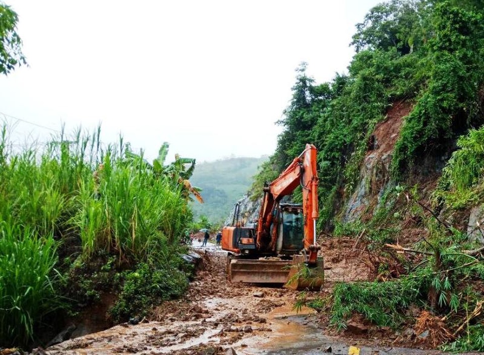 Lại xuất hiện lũ tại Mường Lát, một phụ nữ mất tích - 3 Lại xuất hiện lũ tại Mường Lát, một phụ nữ mất tích - 3