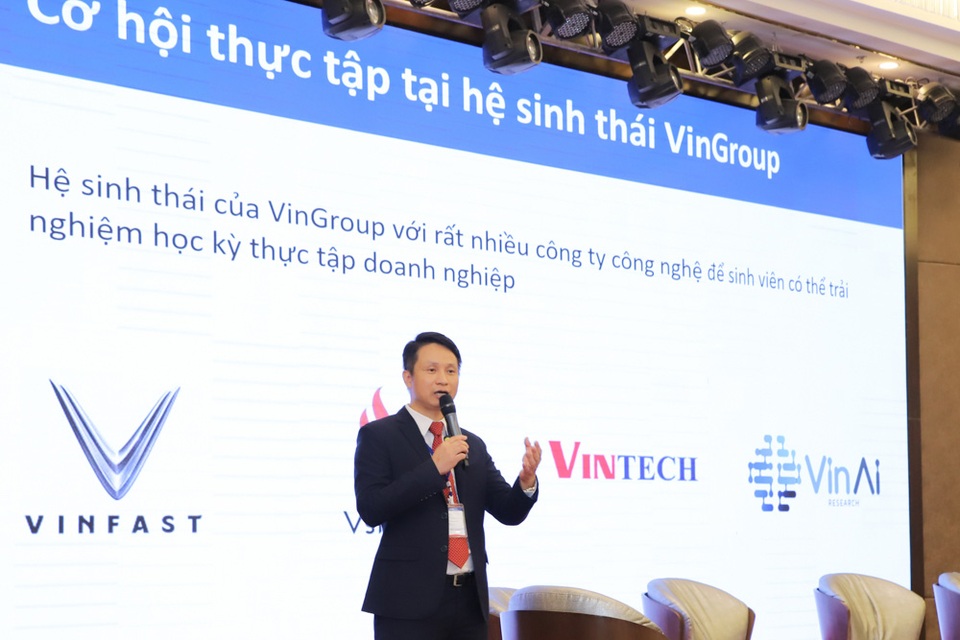 Nữ sinh Hà Nội giành giải Nhất cuộc thi viết luận bằng tiếng Anh Write4Change - 8 Nữ sinh Hà Nội giành giải Nhất cuộc thi viết luận bằng tiếng Anh Write4Change - 8