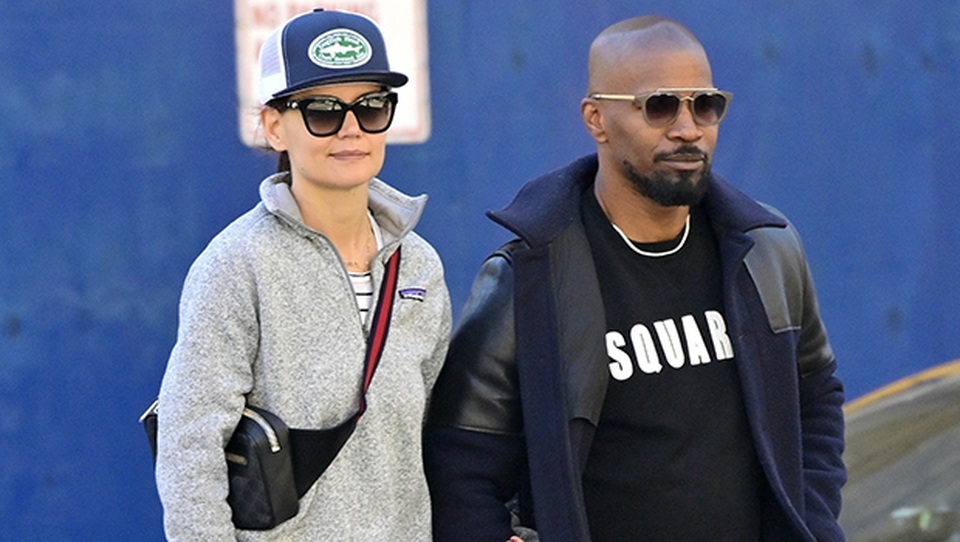 Jamie Foxx phủ nhận tin đồn hò hẹn ca sỹ kém 30 tuổi - 5