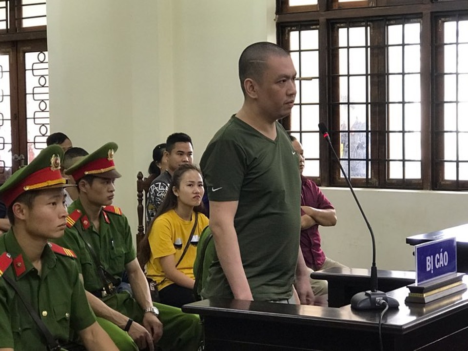 Xích mích chuyện nuôi chó dữ, người đàn ông nghi bị hàng xóm đánh tử vong - 3 Xích mích chuyện nuôi chó dữ, người đàn ông nghi bị hàng xóm đánh tử vong - 3