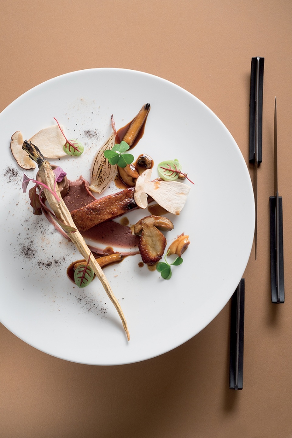 Các siêu đầu bếp được phong sao Michelin hội tụ tại Việt Nam  - 1