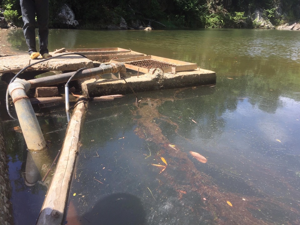 Hàng ngàn hộ dân khát nước bên công trình nước sạch hơn 6 tỷ đồng - 3