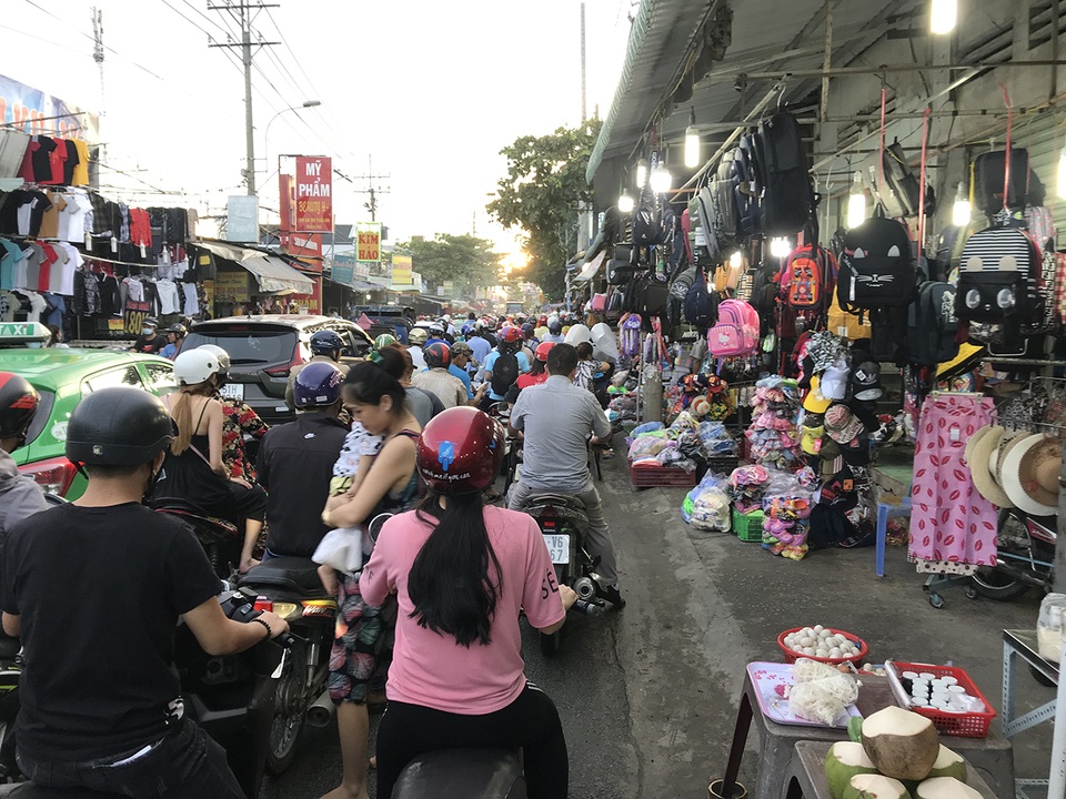 Con đường đau khổ tại TP.HCM vẫn chưa hết... khổ đau! - 12 Con đường đau khổ tại TP.HCM vẫn chưa hết... khổ đau! - 12