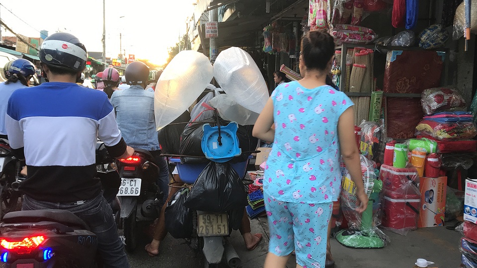Con đường đau khổ tại TP.HCM vẫn chưa hết... khổ đau! - 9 Con đường đau khổ tại TP.HCM vẫn chưa hết... khổ đau! - 9