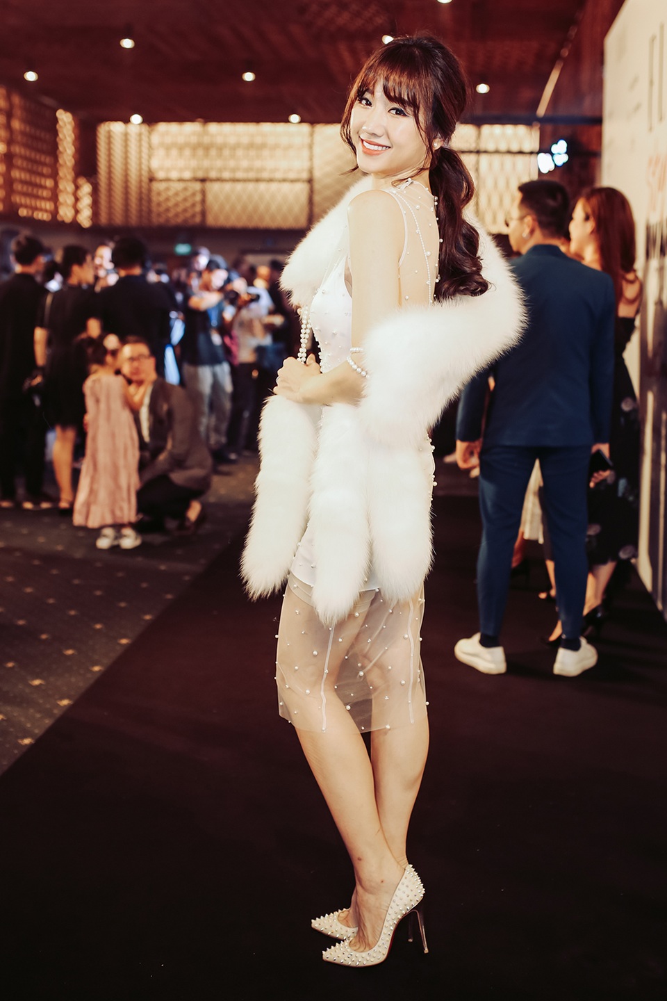 Mỹ Tâm cuốn hút khi tái xuất trên thảm đỏ - 21 Mỹ Tâm cuốn hút khi tái xuất trên thảm đỏ - 21