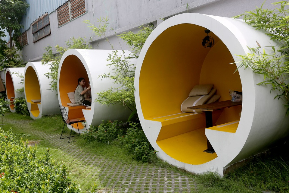 cà phê ống cống.jpg