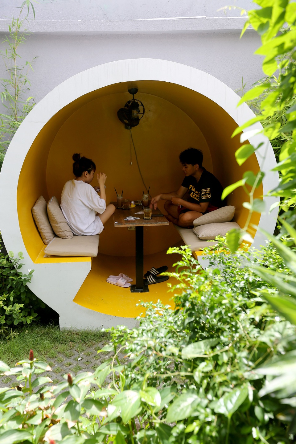 cà phê ống cống.jpg