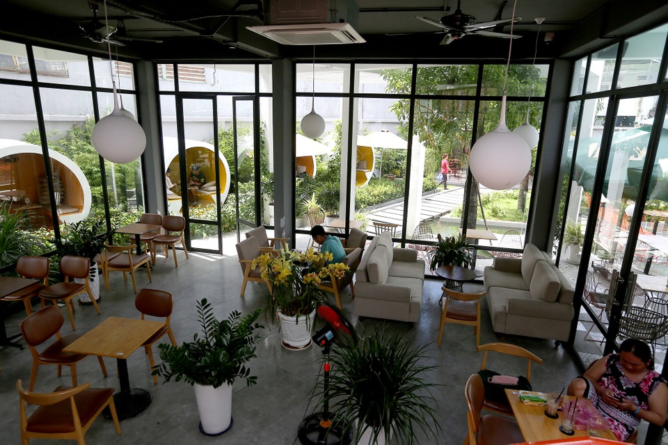 cà phê ống cống.jpg