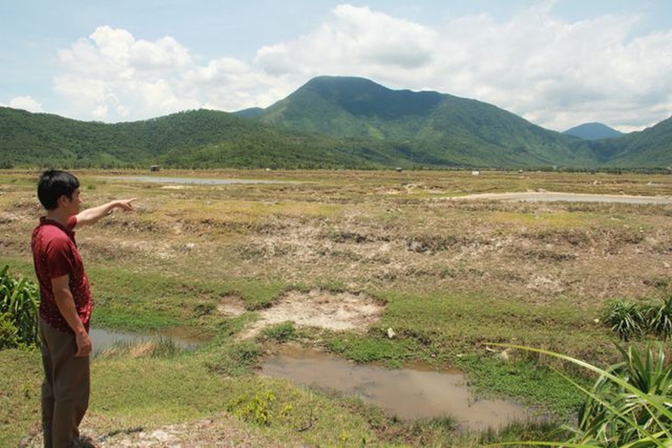 Doanh nghiệp “tiền trao, cháo không được múc: Tỉnh mong doanh nghiệp “thông cảm”! - 1