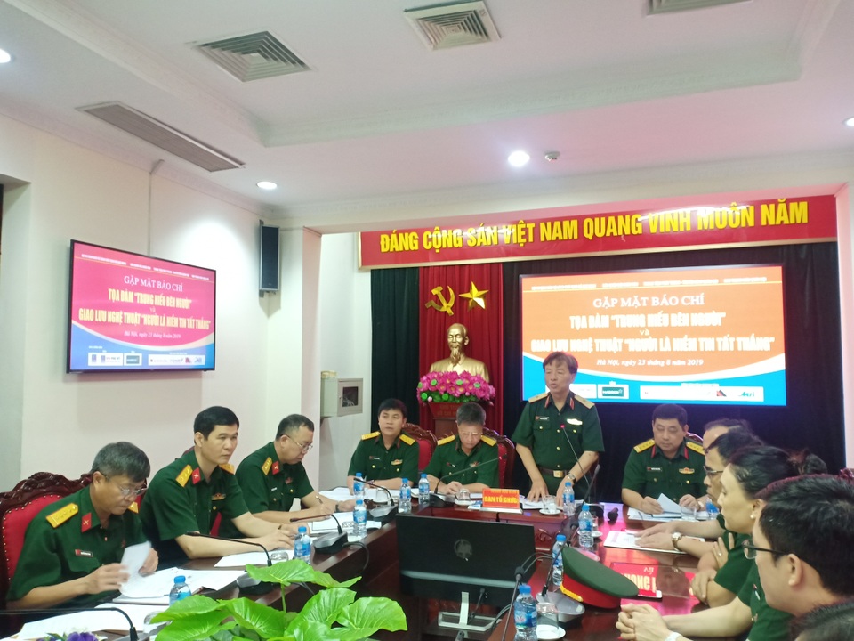 Nhiều hoạt động kỷ niệm 50 năm thực hiện Di chúc của Chủ tịch Hồ Chí Minh - 1 Nhiều hoạt động kỷ niệm 50 năm thực hiện Di chúc của Chủ tịch Hồ Chí Minh - 1
