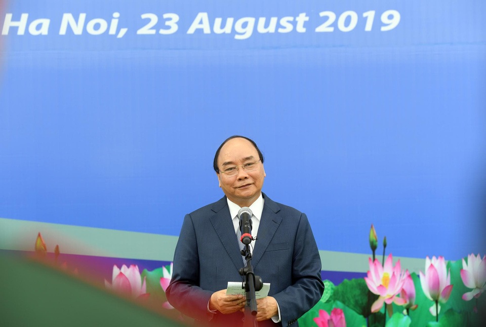 Thủ tướng Việt Nam - Australia thăm “bệnh viện dã chiến”, trường đua xe F1 - 2 Thủ tướng Việt Nam - Australia thăm “bệnh viện dã chiến”, trường đua xe F1 - 2