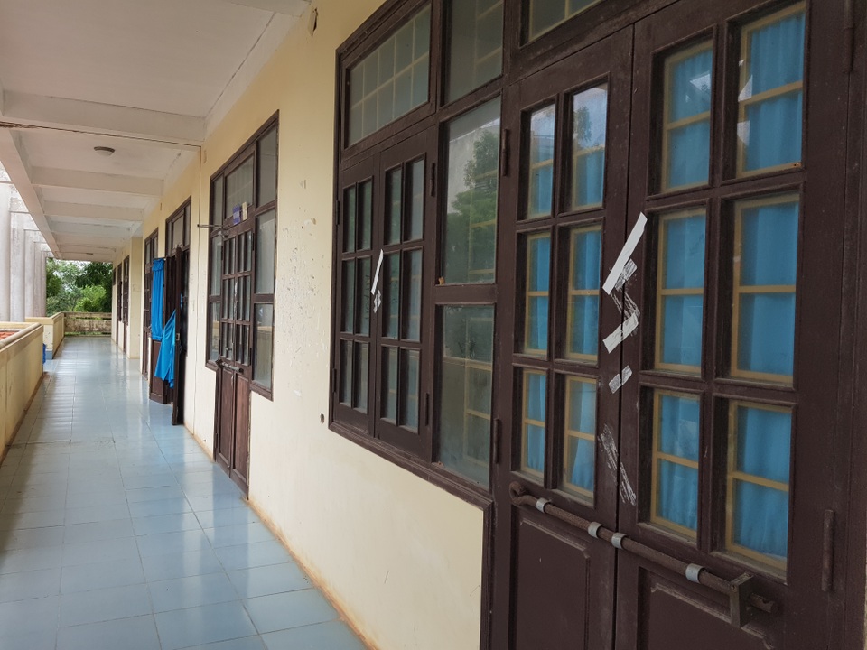 Ngôi trường Sư phạm đìu hiu, lớp học lèo tèo hơn chục sinh viên! - 3 Ngôi trường Sư phạm đìu hiu, lớp học lèo tèo hơn chục sinh viên! - 3