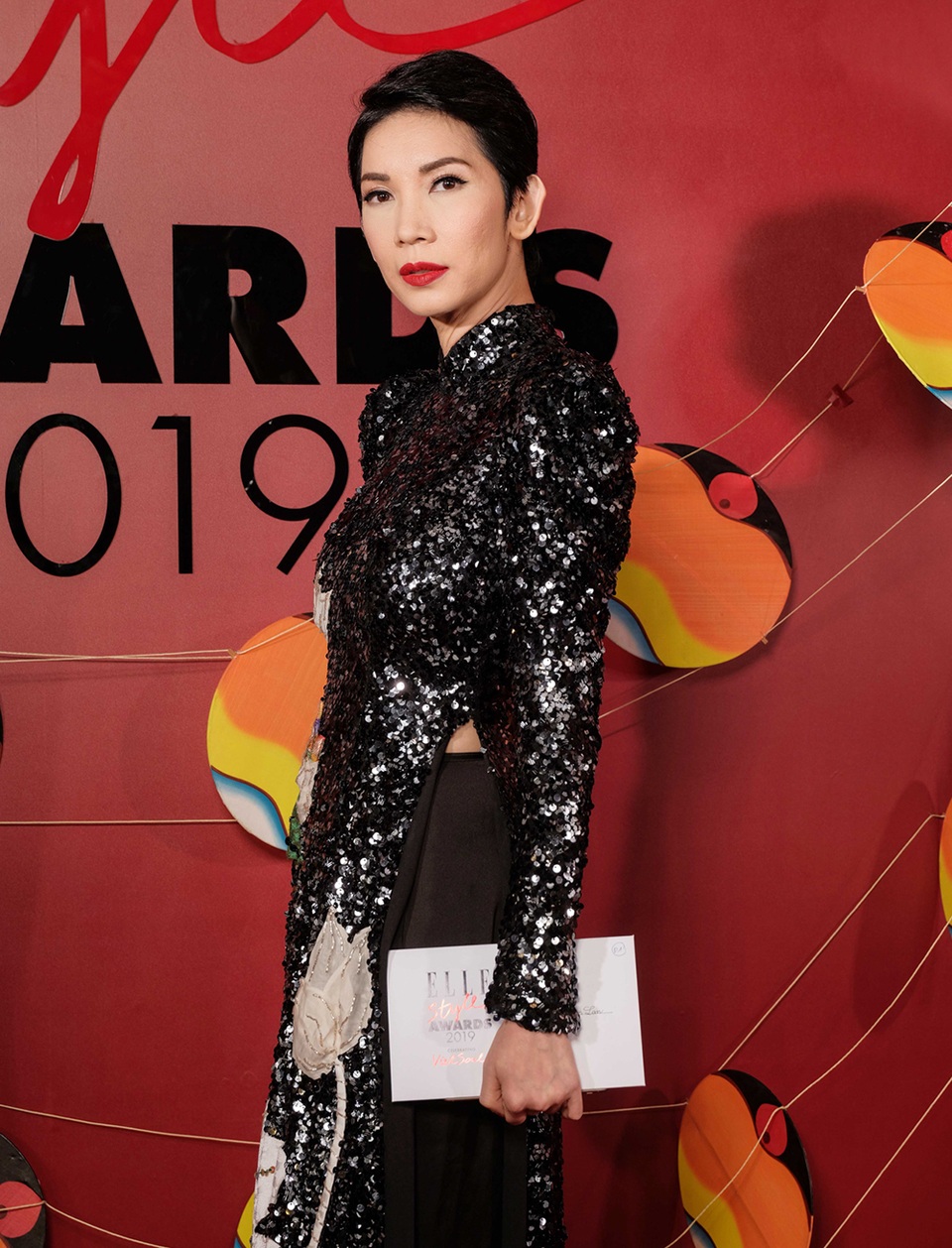 Mỹ Tâm cuốn hút khi tái xuất trên thảm đỏ - 11 Mỹ Tâm cuốn hút khi tái xuất trên thảm đỏ - 11