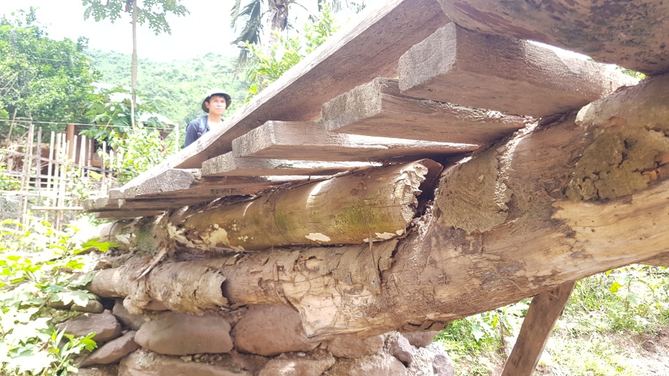 Na Kho khao khát một cây cầu giữa đại ngàn heo hút - 10 Na Kho khao khát một cây cầu giữa đại ngàn heo hút - 10