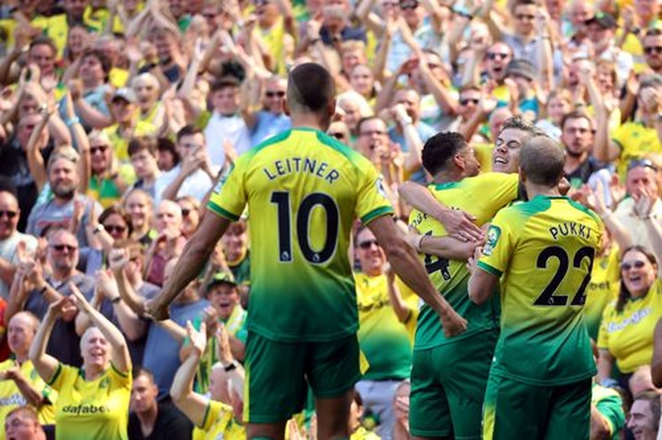 Norwich 2-3 Chelsea: Chiến thắng đầu tiên của Lampard - 10 Norwich 2-3 Chelsea: Chiến thắng đầu tiên của Lampard - 10