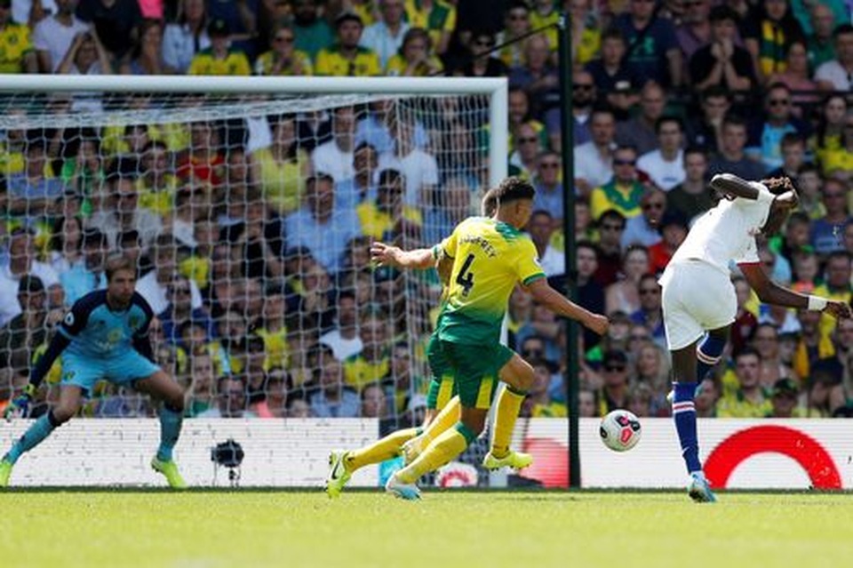 Norwich 2-3 Chelsea: Chiến thắng đầu tiên của Lampard - 14 Norwich 2-3 Chelsea: Chiến thắng đầu tiên của Lampard - 14