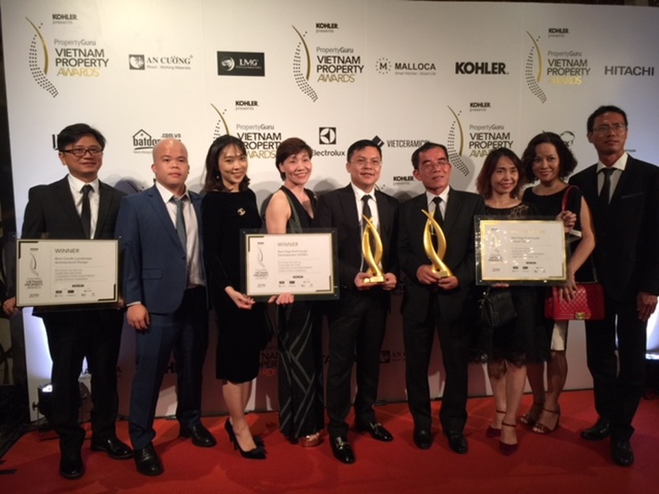 Eco Green Sài Gòn thắng lợi lớn tại PropertyGuru Vietnam Awards 2019 - 1 Eco Green Sài Gòn thắng lợi lớn tại PropertyGuru Vietnam Awards 2019 - 1
