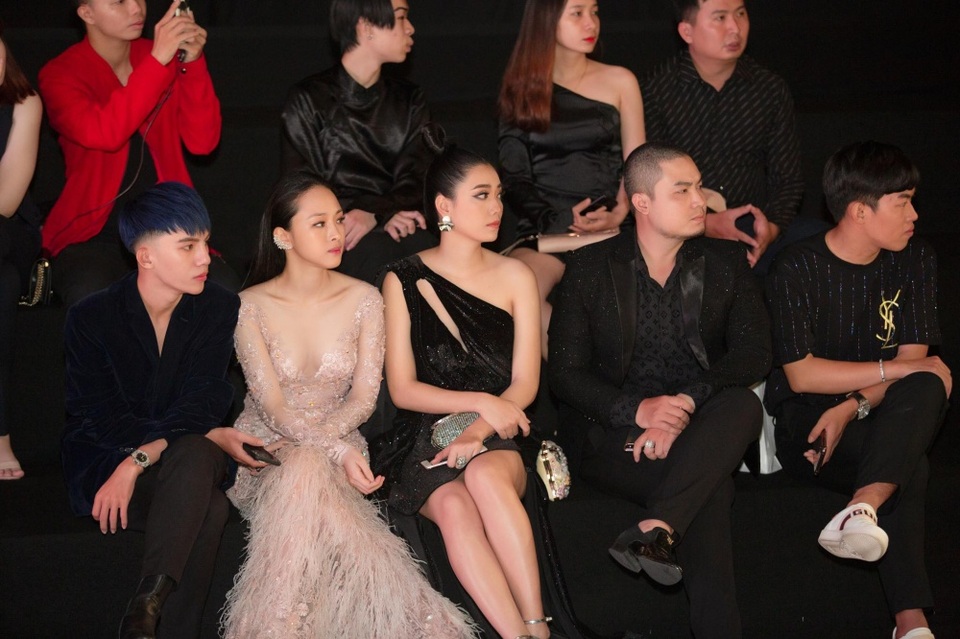 “Bước qua biến cố, Trương Hồ Phương Nga vẫn rất yếu đuối cần một bờ vai chở che” - 4 “Bước qua biến cố, Trương Hồ Phương Nga vẫn rất yếu đuối cần một bờ vai chở che” - 4