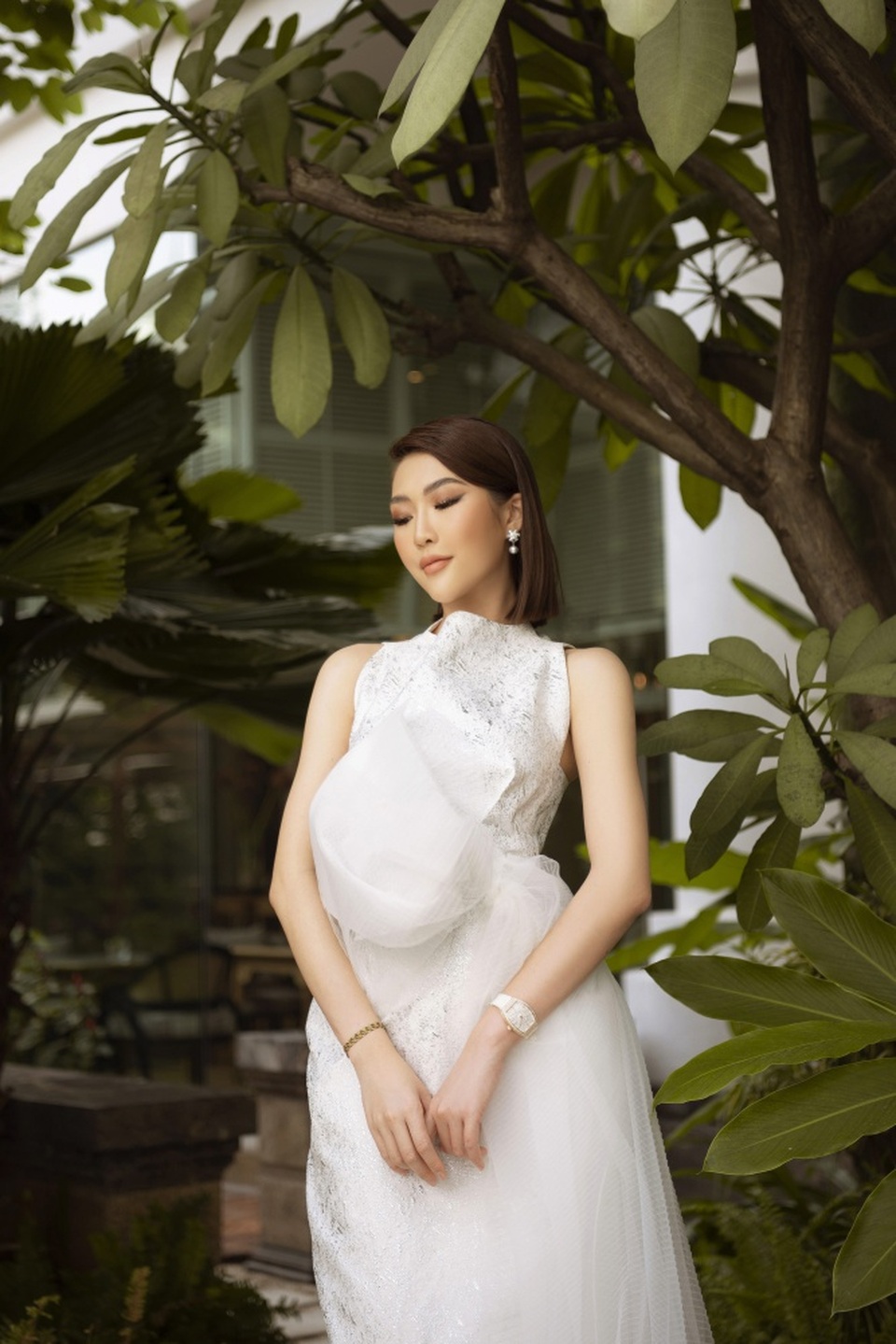 Hoa hậu H’Hen Niê đòi làm “chú rể” tình cảm với “cô dâu” Tường Linh - 5 Hoa hậu H’Hen Niê đòi làm “chú rể” tình cảm với “cô dâu” Tường Linh - 5