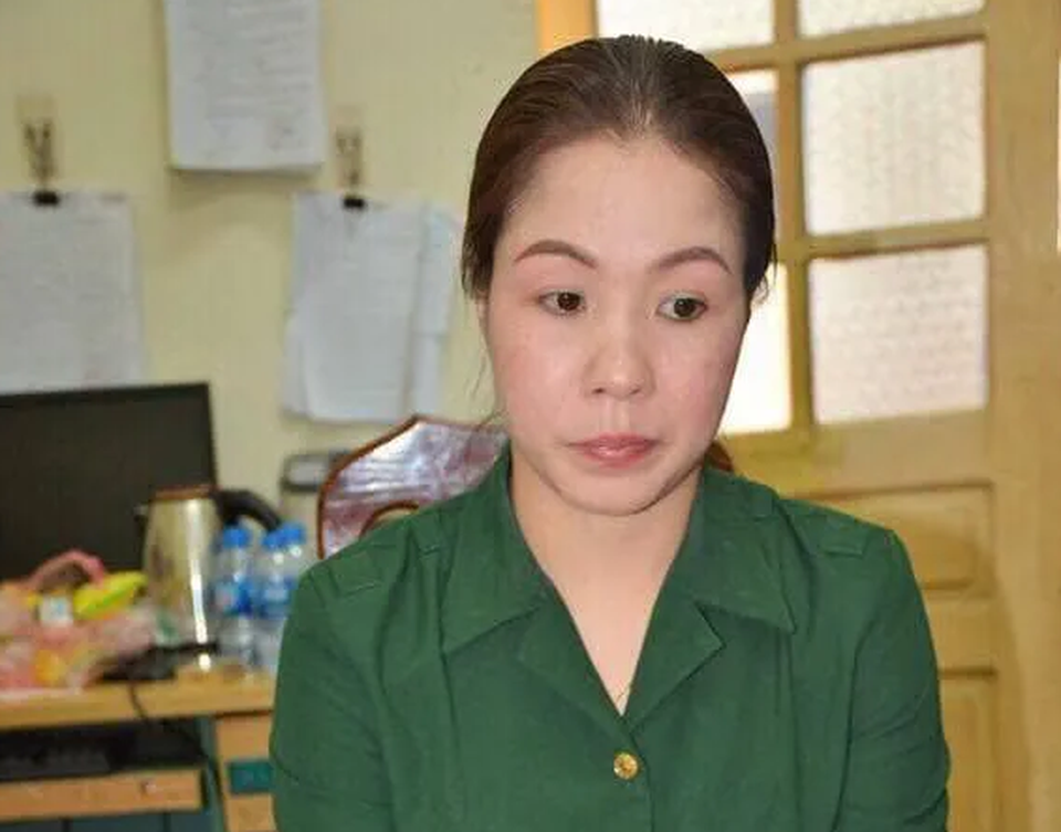 Hà Nội: Bắt nữ quái giả danh Thượng tá quân đội lừa đảo - 1 Hà Nội: Bắt nữ quái giả danh Thượng tá quân đội lừa đảo - 1