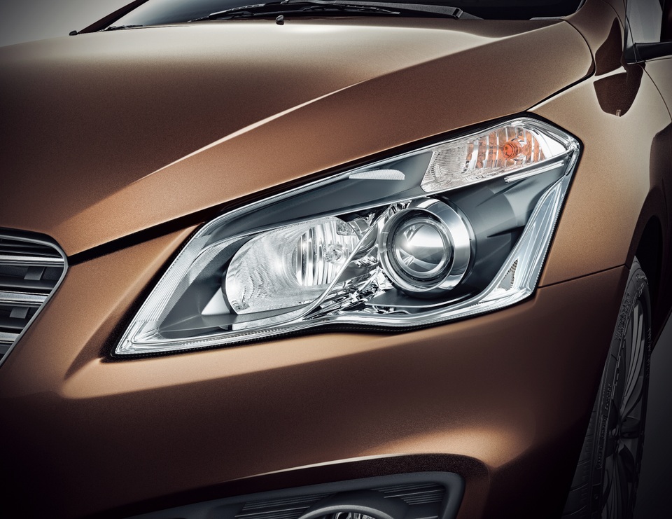 Suzuki - Ô tô “thực dụng” cho người Việt - 5 Suzuki - Ô tô “thực dụng” cho người Việt - 5