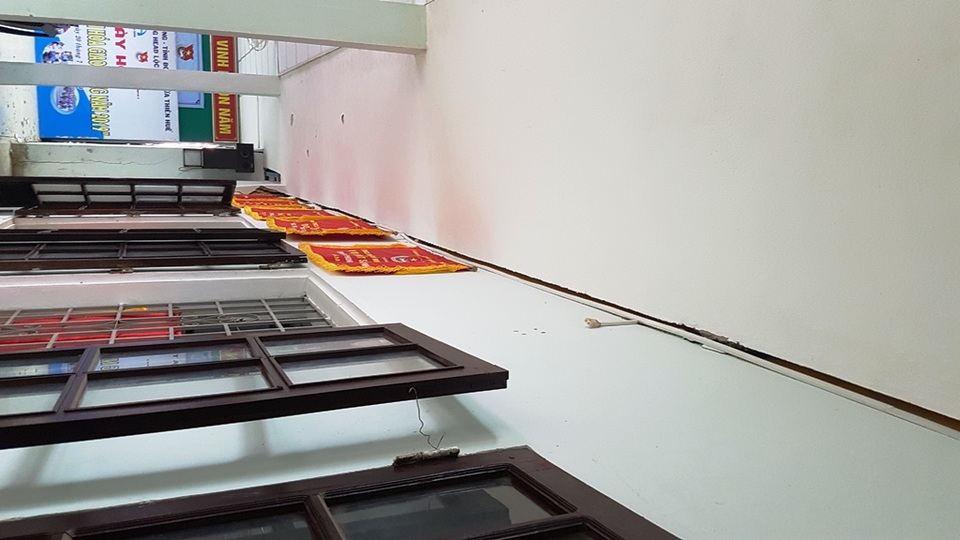 Thành Đoàn Huế kêu cứu vì trụ sở bất ngờ nứt toác, nguy cơ đổ sập! - 7 Thành Đoàn Huế kêu cứu vì trụ sở bất ngờ nứt toác, nguy cơ đổ sập! - 7