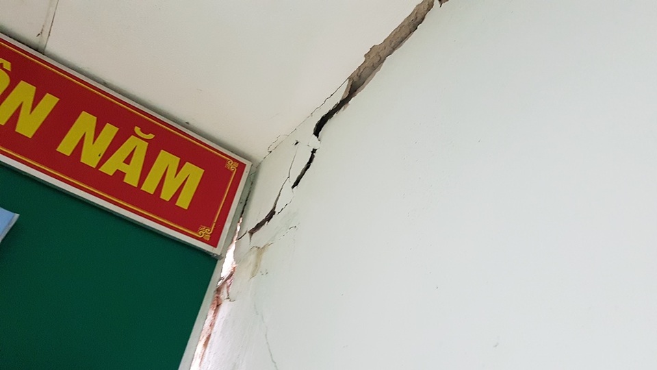 Thành Đoàn Huế kêu cứu vì trụ sở bất ngờ nứt toác, nguy cơ đổ sập! - 3 Thành Đoàn Huế kêu cứu vì trụ sở bất ngờ nứt toác, nguy cơ đổ sập! - 3