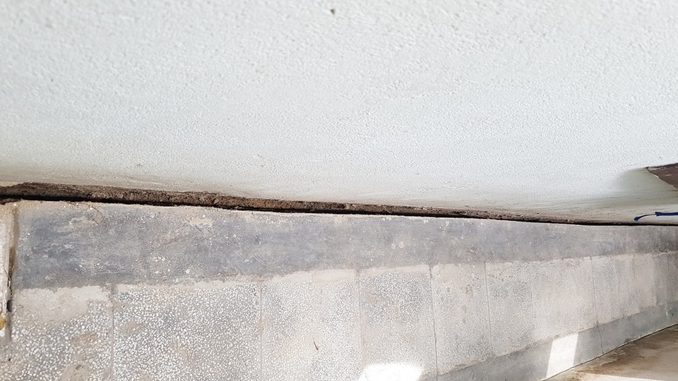 Thành Đoàn Huế kêu cứu vì trụ sở bất ngờ nứt toác, nguy cơ đổ sập! - 9 Thành Đoàn Huế kêu cứu vì trụ sở bất ngờ nứt toác, nguy cơ đổ sập! - 9