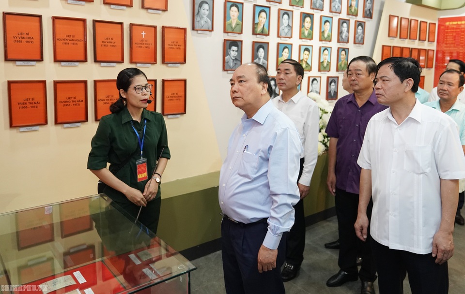 Thủ tướng thăm và làm việc tại Thái Nguyên, Bắc Kạn - 4 Thủ tướng thăm và làm việc tại Thái Nguyên, Bắc Kạn - 4