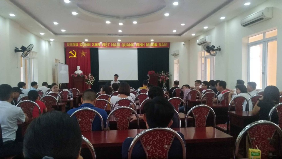 Bi hài cuộc “đối thoại” giữa trường Đại học Đông Đô với sinh viên ở Hải Phòng - 2 Bi hài cuộc “đối thoại” giữa trường Đại học Đông Đô với sinh viên ở Hải Phòng - 2