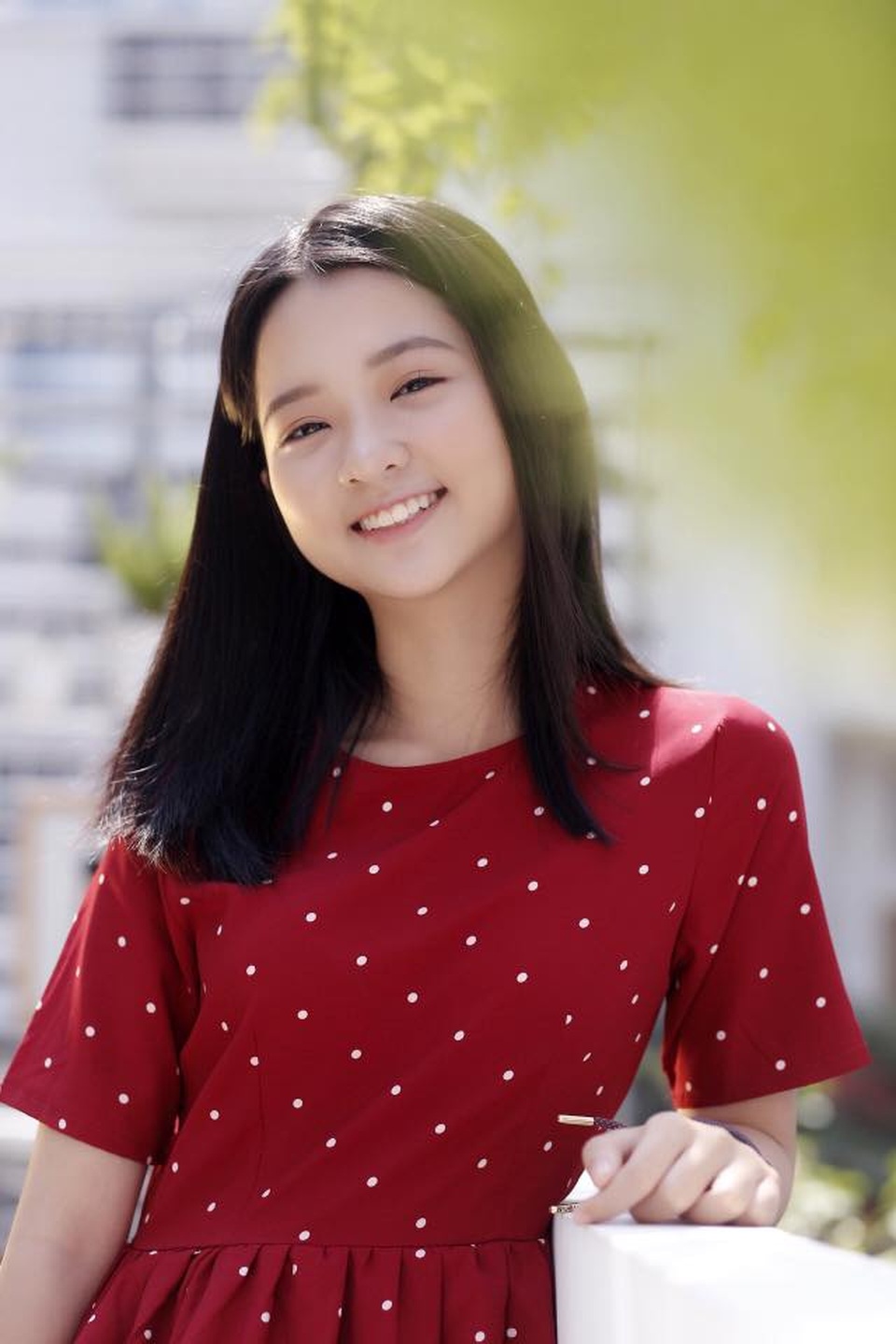 Chỉ 19 giây, thiếu nữ 14 tuổi từng đóng Hoa vàng cỏ xanh đốn tim ngàn fans - 8 Chỉ 19 giây, thiếu nữ 14 tuổi từng đóng Hoa vàng cỏ xanh đốn tim ngàn fans - 8