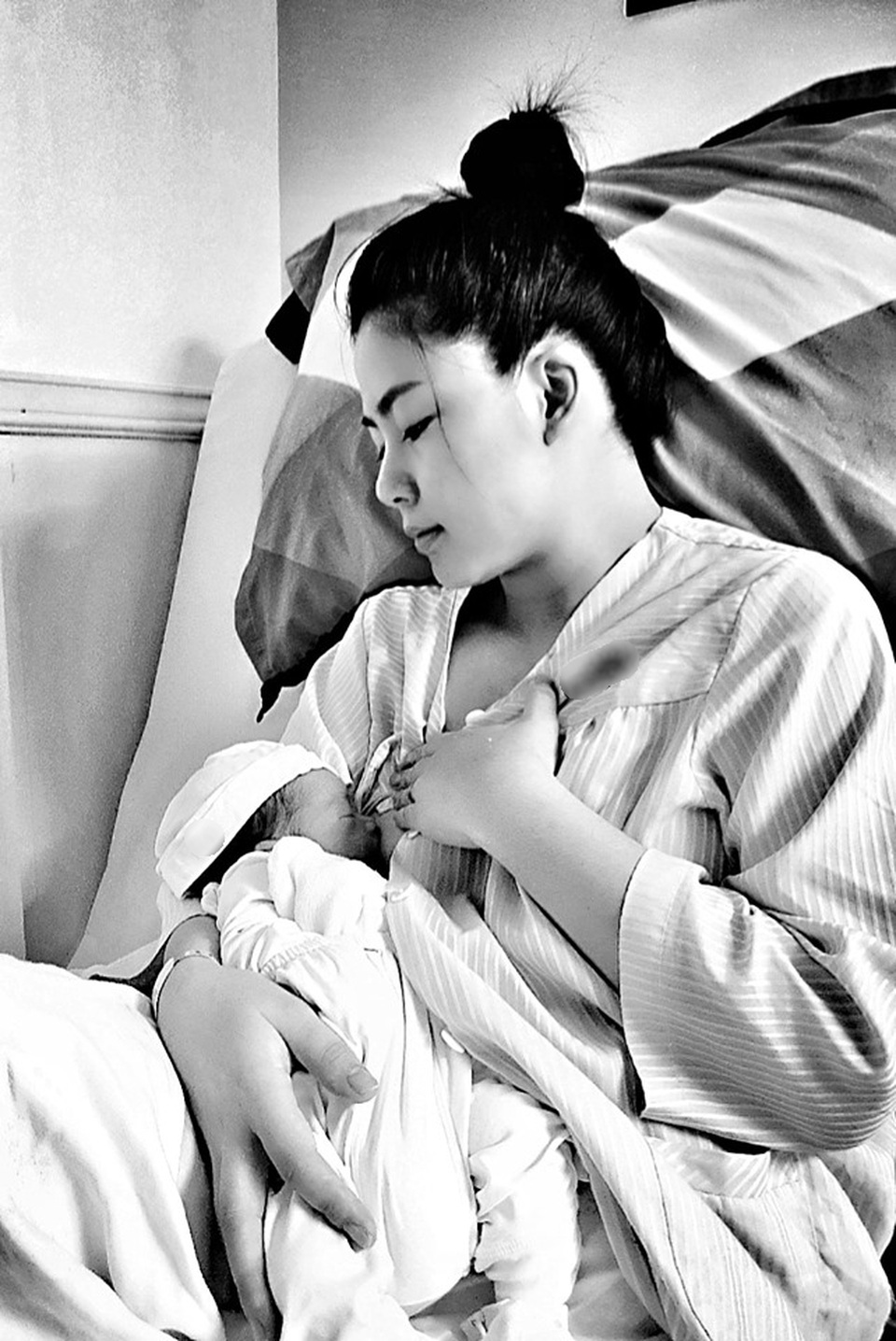 Ca sĩ Ngọc Hiền Doremi sinh con thứ 3 - 1 Ca sĩ Ngọc Hiền Doremi sinh con thứ 3 - 1