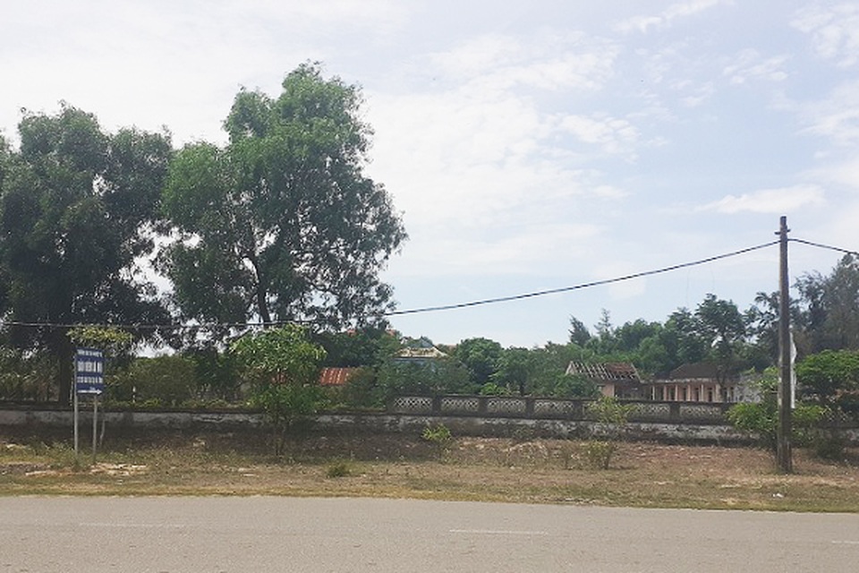 Đất vàng ven biển Hà Tĩnh, kẻ bỏ hoang, người không có cơ hội - 3 Đất vàng ven biển Hà Tĩnh, kẻ bỏ hoang, người không có cơ hội - 3