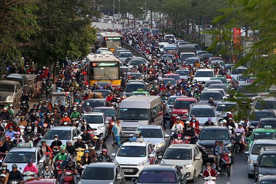 Hà Nội lấy ý kiến dân về việc “mặc đồng phục” cho hàng vạn taxi - 1 Hà Nội lấy ý kiến dân về việc “mặc đồng phục” cho hàng vạn taxi - 1