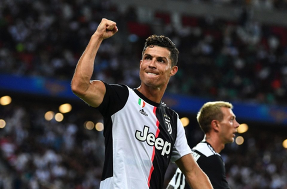 Vận động vì môi trường nhưng C.Ronaldo lại bị bóc mẽ đăng nhầm ảnh - 3 Vận động vì môi trường nhưng C.Ronaldo lại bị bóc mẽ đăng nhầm ảnh - 3